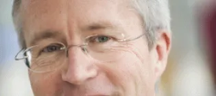 Picture of Professor Seth Grant